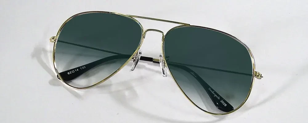 Polarized 001